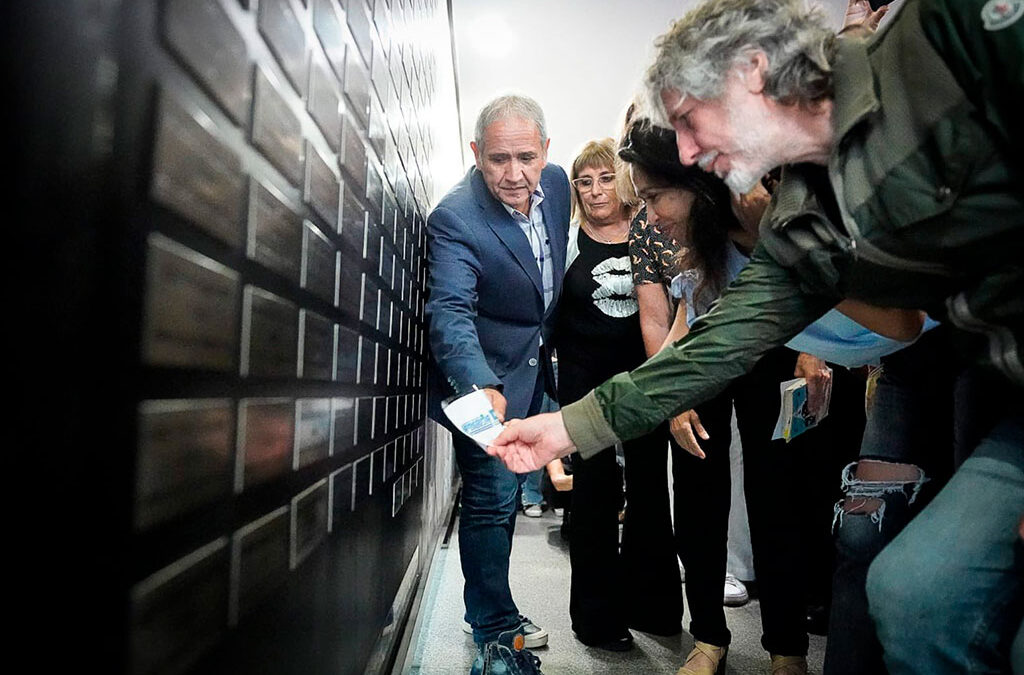 Los bancarios se enteraron por los medios la venta del HSBC al Galicia y avisaron que no tolerarán «ni un despido» entre los 3 mil empleados de la entidad