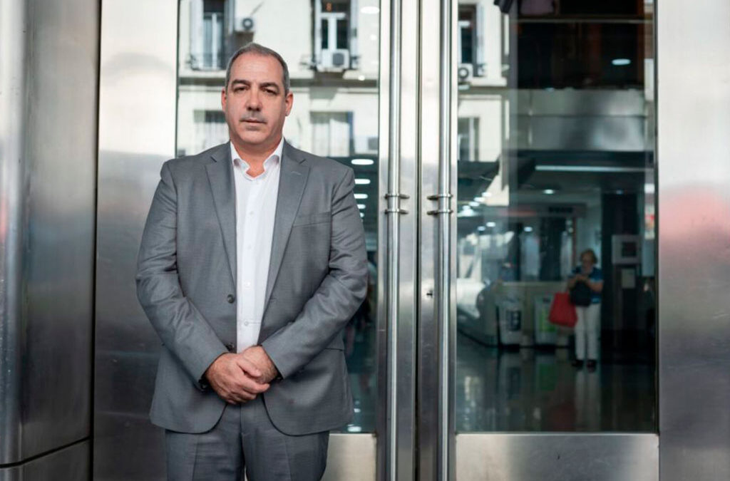 ¿Quién es el sindicalista y abogado que va por el Colegio Público de Abogados porteño?