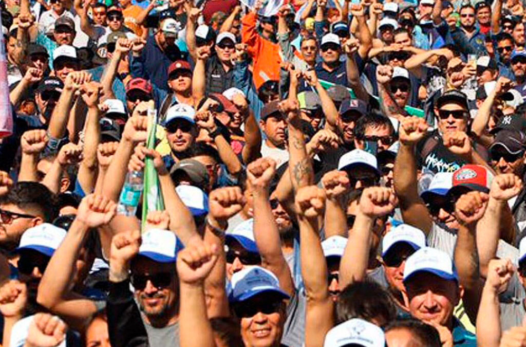 Con una super paritaria de casi 290%, los petroleros lograron no perder contra la inflación de los últimos 12 meses
