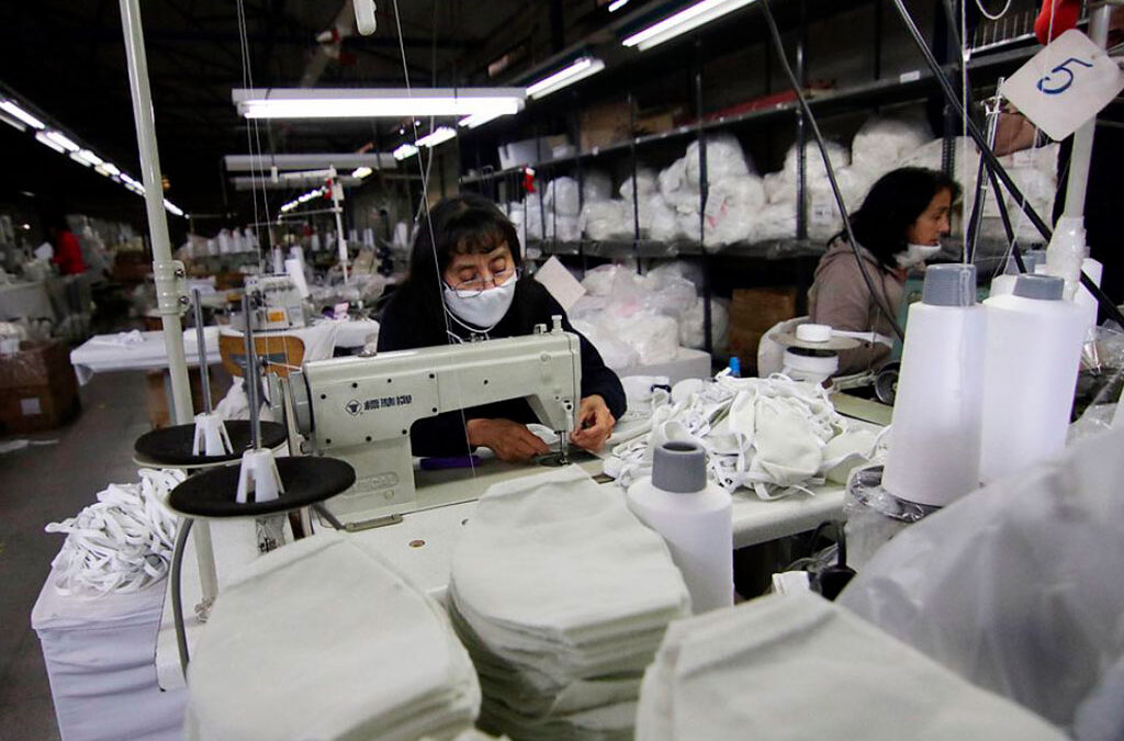 La mitad de las empresas textiles ya aplicaron recortes en el empleo y el gremio dice que son 1500 los trabajadores afectados