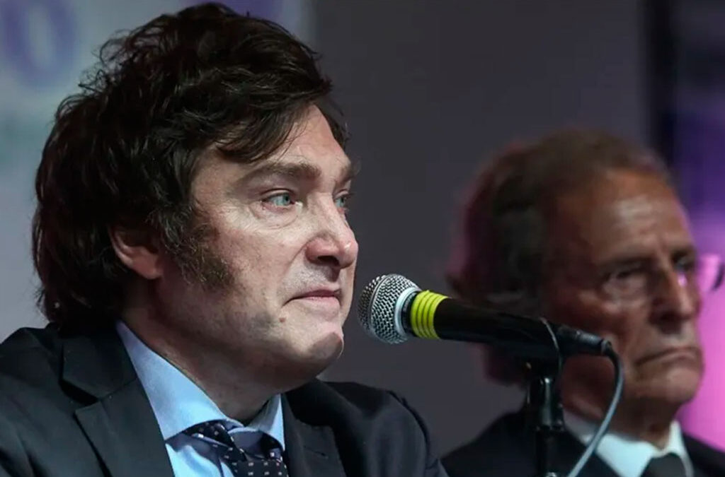 Javier Milei, contra ATE: llamó «Corruptos, termos y puristas imbéciles» a trabajadores en una protesta