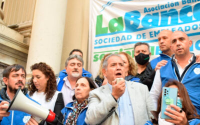 Banco Nación: entra al congreso un proyecto con un millón de firmas para bloquear la privatización