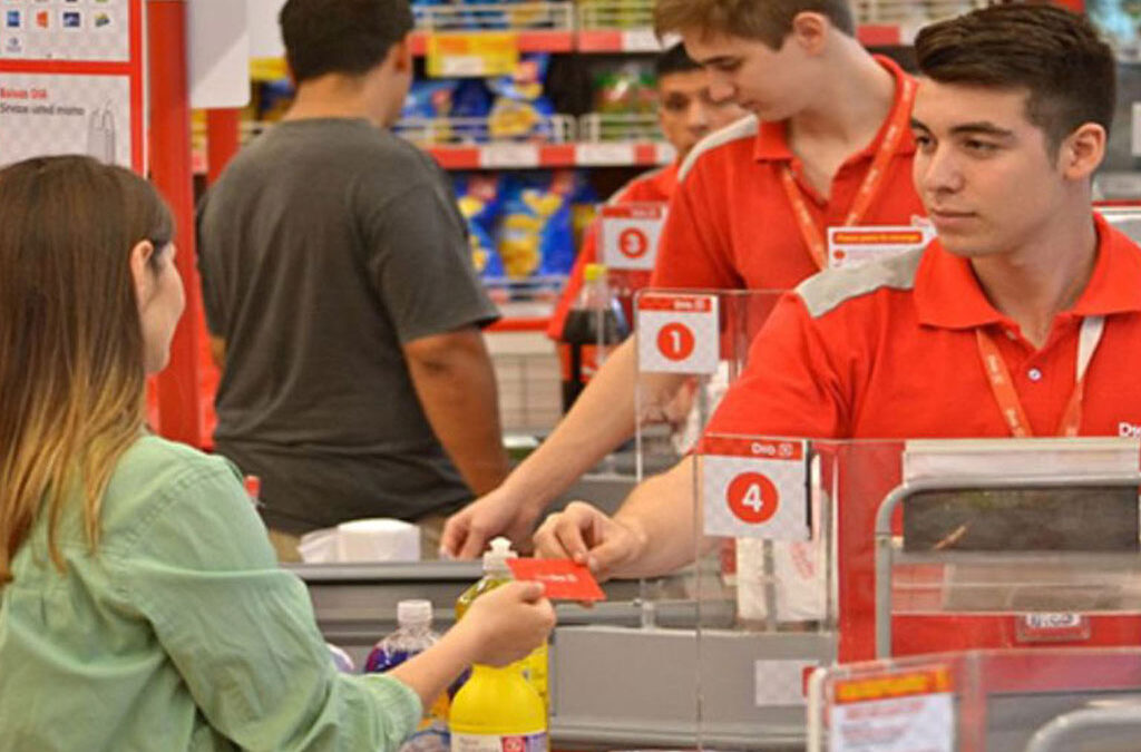 Paritarias: con nuevo aumento para empleados de comercio, ¿Cómo quedan las escalas salariales en mayo?