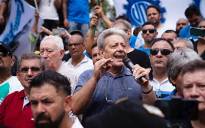 La paritaria siderúrgica continúa estancada y la UOM advierte que retomará el plan de lucha