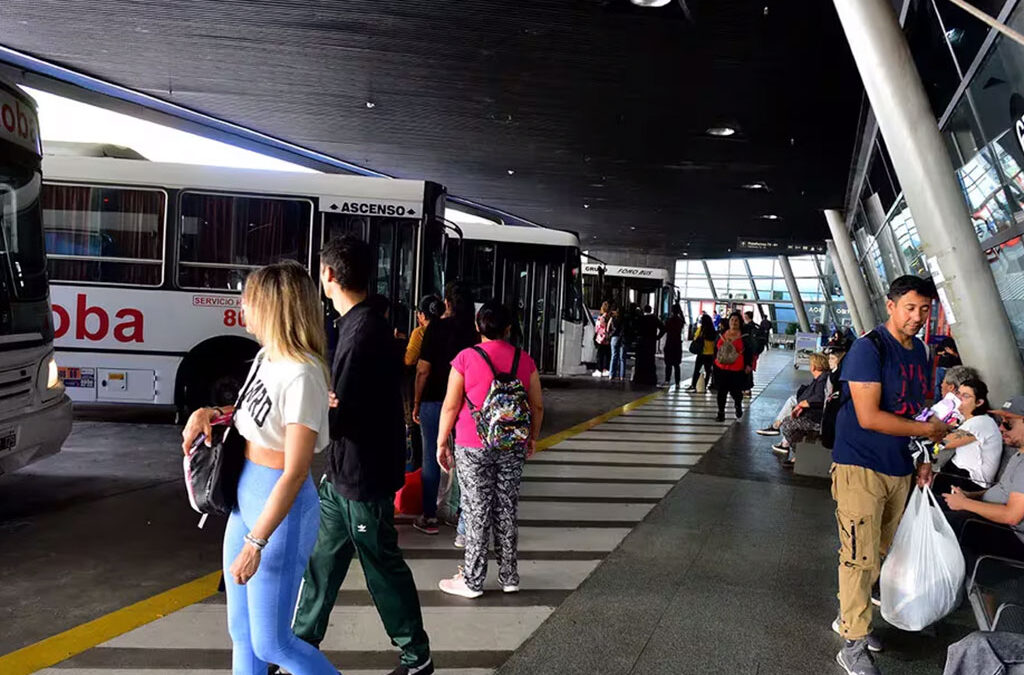 Transporte interurbano de Córdoba: se suspende el paro de este jueves