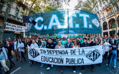 La CATT acompañó la movilización por la educación pública