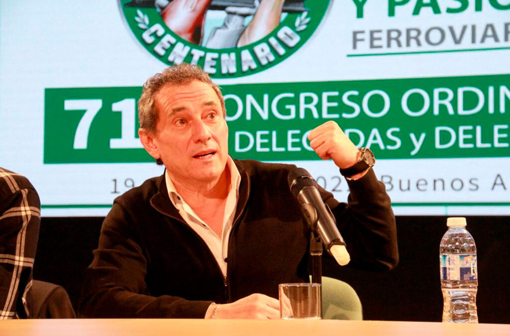 Una de cal y una de arena: la Unión Ferroviaria cerró salarios en una empresa pero en la otra anunció el estado de alerta