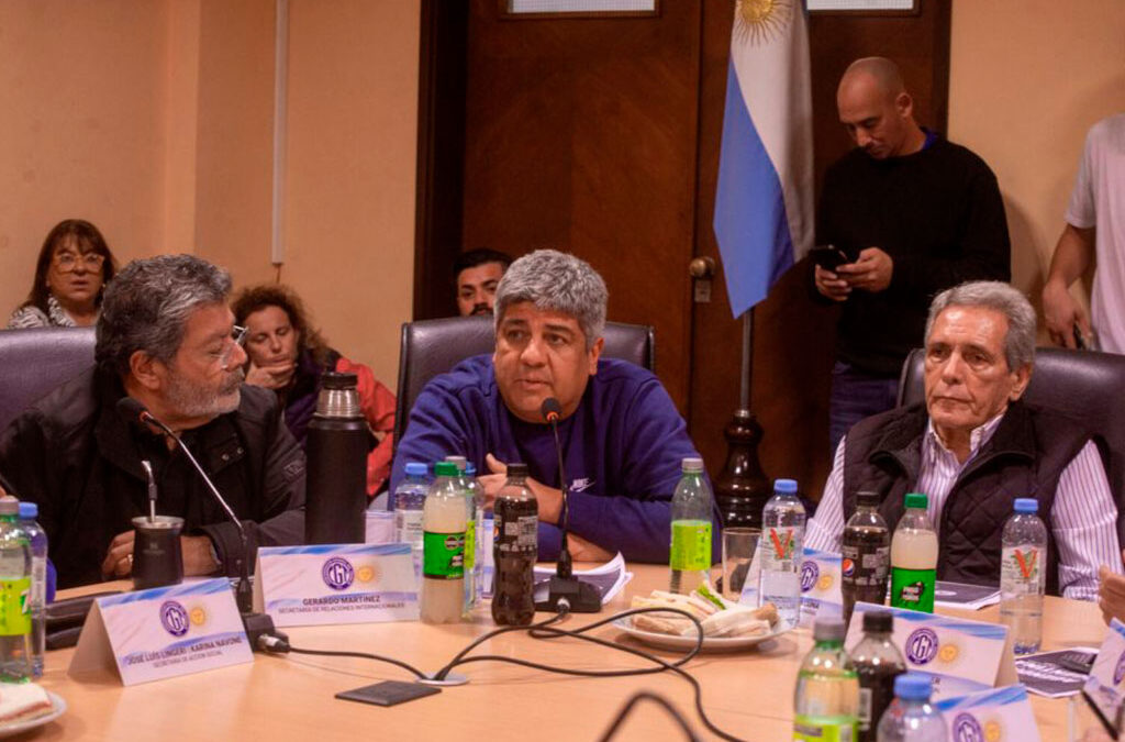 Con la Reforma Laboral a la vista, la CGT reúne a su mesa chica para definir posición y ya planifica las vías de intervención sobre la Ley Bases y el Paquete Fiscal