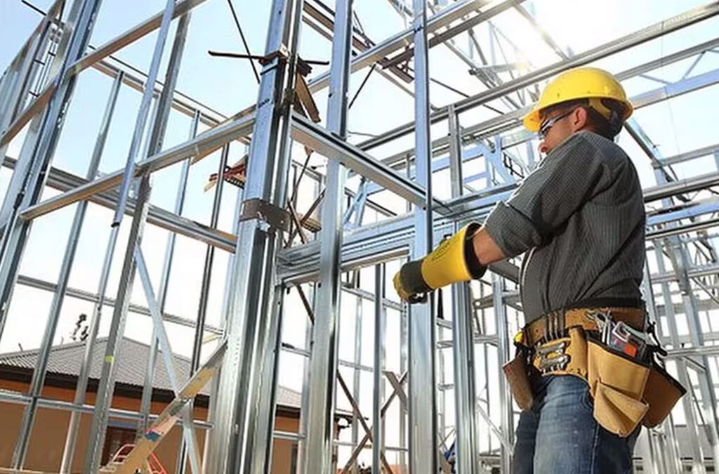 En qué regiones y provincias pegó más la caída del empleo en la construcción