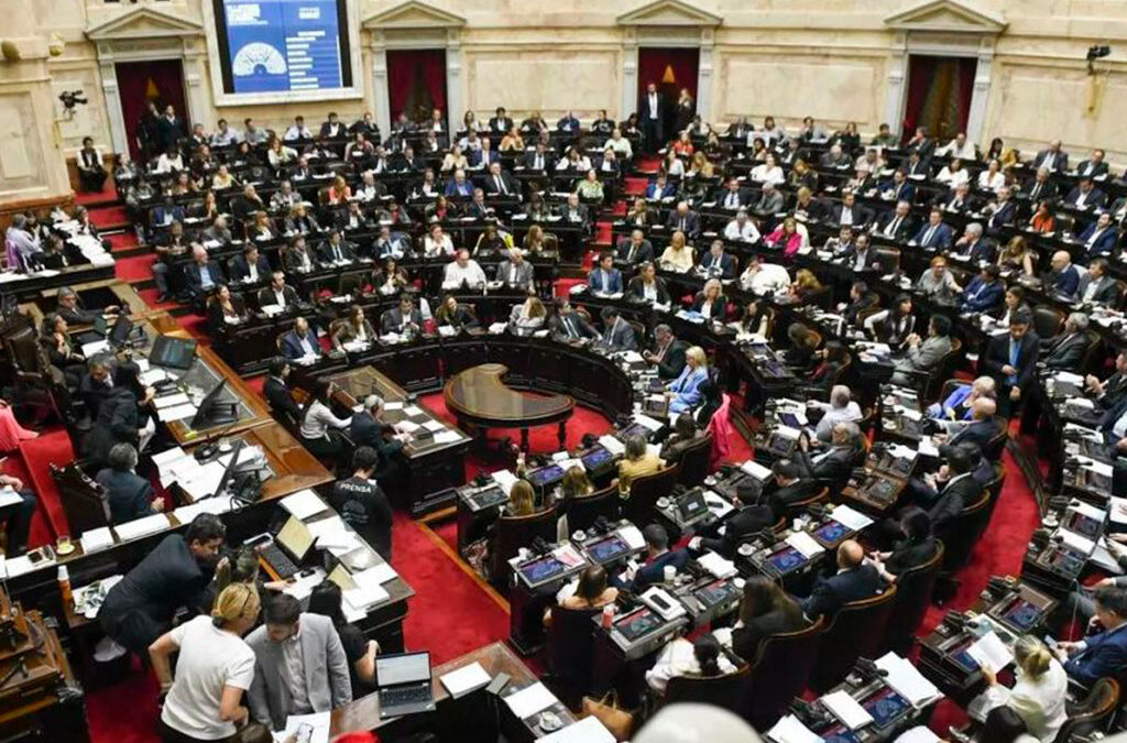 Diputados aprobó la reforma laboral de Milei, clave para su plan de desregulación de la economía