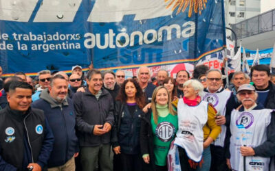 La CTA Autónoma también sumó su brazo a la movilización del Día del Trabajador y le apuntó a Milei