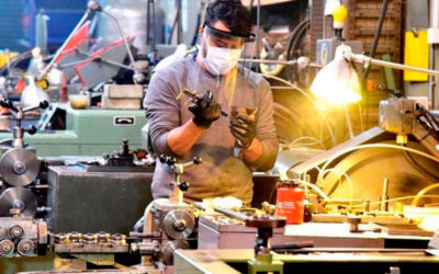 Industriales Pymes advierten que corren riesgo 150.000 puestos de trabajo en el sector industrial