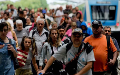 El Gobierno dice que el boleto mínimo de tren debería costar $2.000 y anticipa un nuevo aumento del colectivo en AMBA