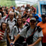 El Gobierno dice que el boleto mínimo de tren debería costar $2.000 y anticipa un nuevo aumento del colectivo en AMBA