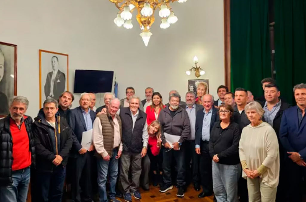 La CGT apuesta a un paro total como demostración de fuerza, pero se complica su estrategia política por Pablo Moyano