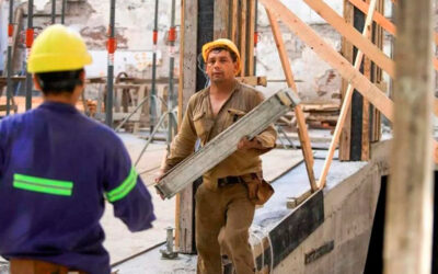 Las razones detrás del paro: 11% menos de salario, flexibilización laboral y 82.000 despidos y en aumento