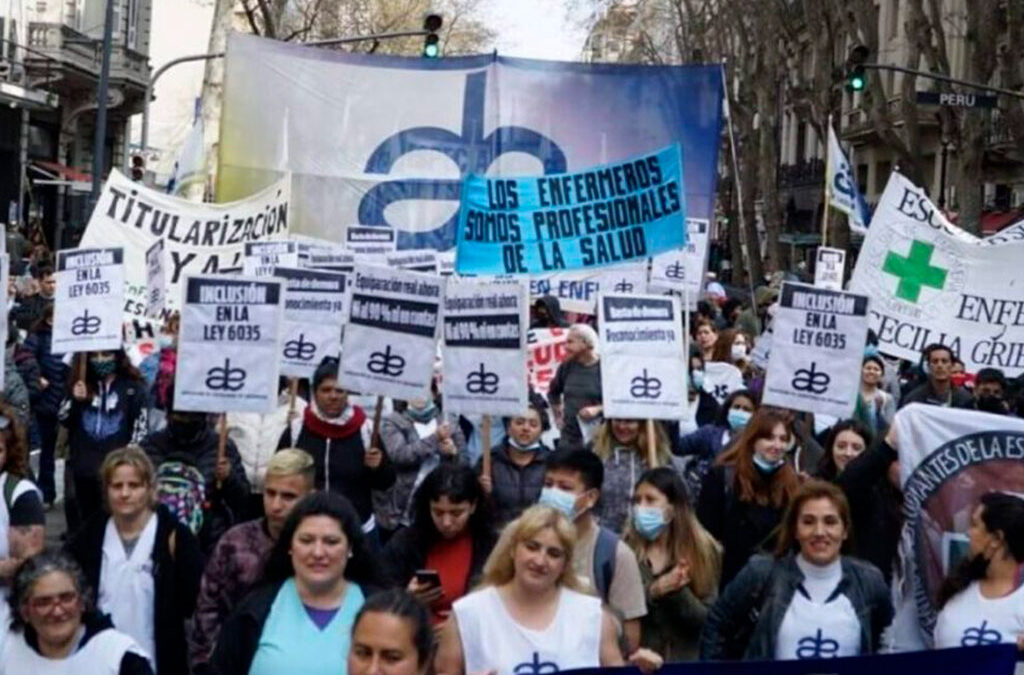 Enfermeras y enfermeros vuelven a la carga contra Jorge Macri por el reconocimiento profesional y los salarios