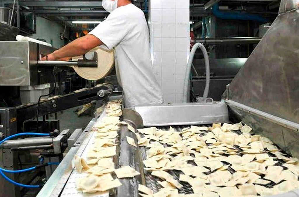 Trabajadores de pastas frescas acuerdan una suba salarial del 61%