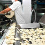 Trabajadores de pastas frescas acuerdan una suba salarial del 61%