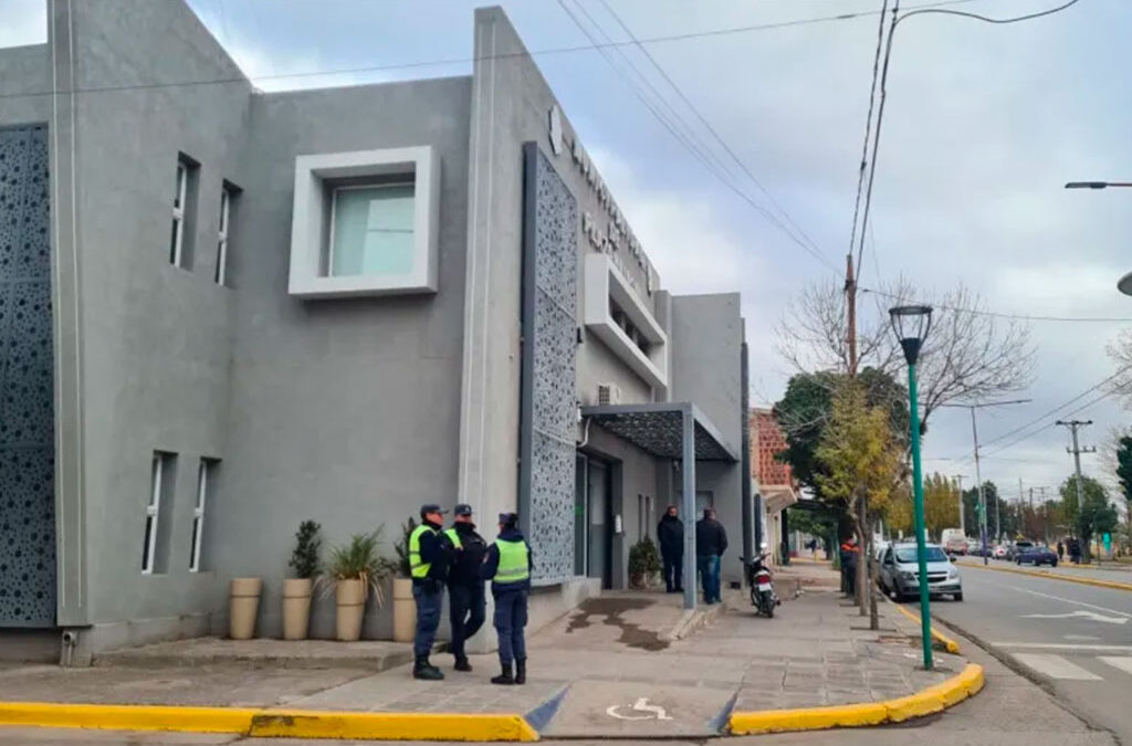 Desocupados de la Uocra protestaron en el municipio de Plaza Huincul