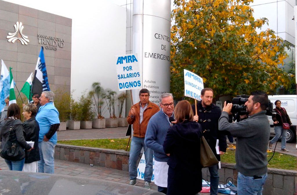 Médicos se suman a Sanidad en el reclamo salarial al sanatorio de La Trinidad