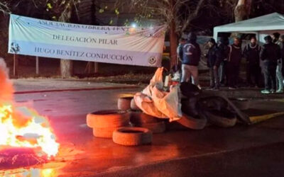 Más señales de la crisis industrial: Protesta en la ex Johnson & Johnson por congelamiento salarial y amenaza de despidos