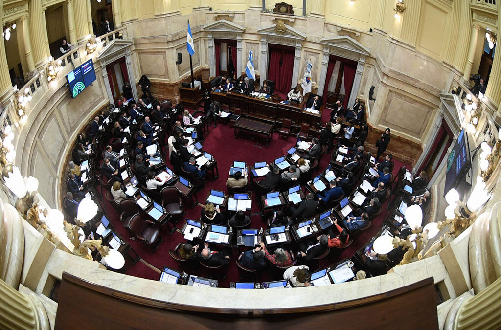Cómo quedó la reforma laboral de la Ley Bases que debatirá el Senado