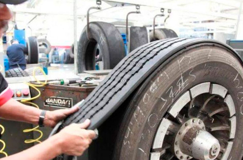 Paritarias de la industria del caucho estancadas: El SOCAYA se declaró en estado de “alerta y movilización”