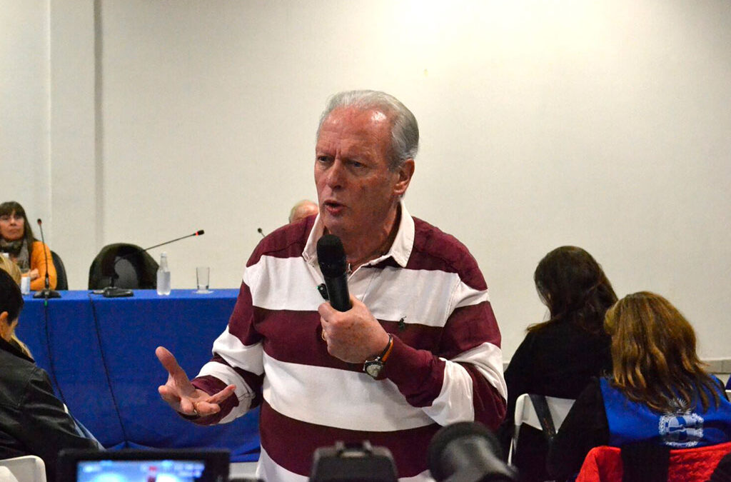 Andrés Rodríguez participó de un encuentro en Entre Ríos y pidió discutir por qué Milei llegó a la Presidencia