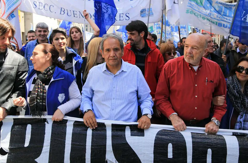La Bancaria convocó a movilizar al Congreso para manifestar el “enérgico rechazo a la Ley Bases”