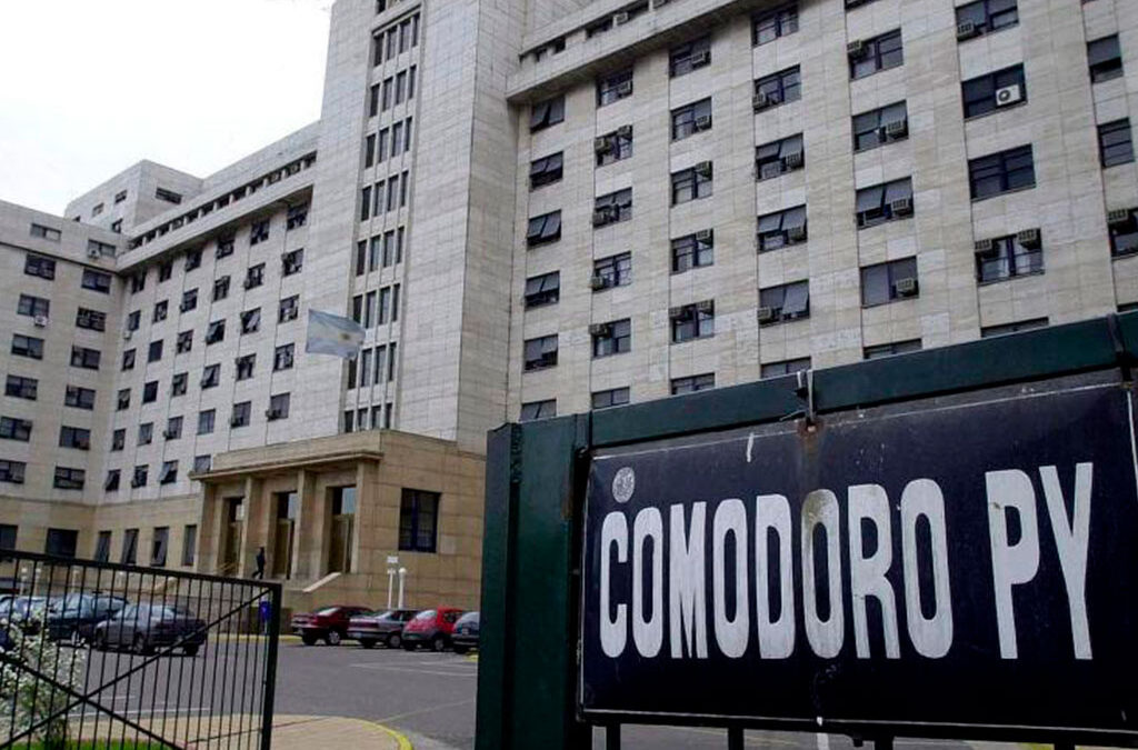 Trabajadores de Comodoro Py denunciaron detenciones arbitrarias en marcha contra Ley Bases