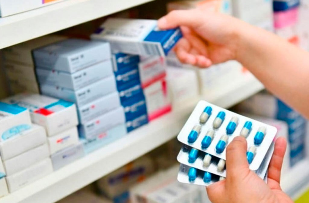 Atención jubilados: tras nuevos aumentos, esta es la forma de conseguir medicamentos un 40% más baratos
