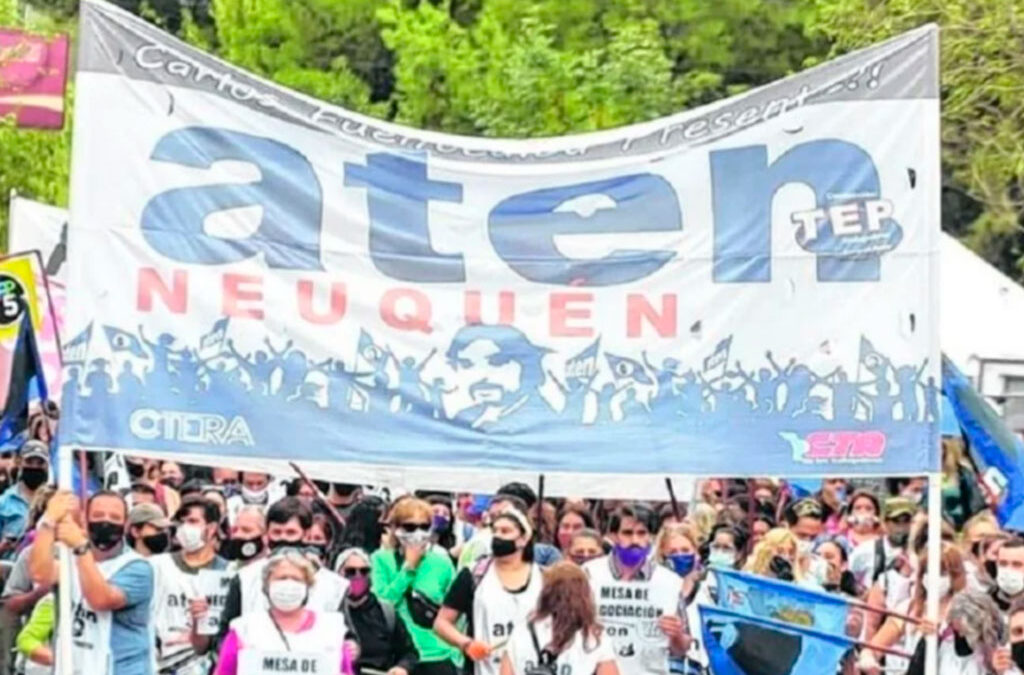 Paro docente contra un proyecto que propone pagar plus por presentismo