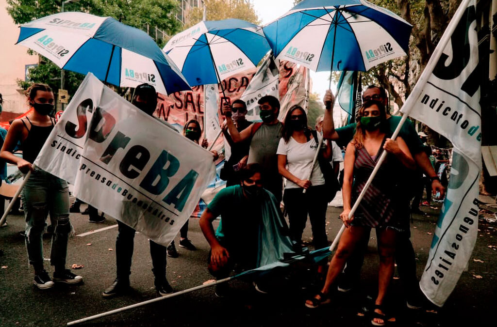 Firman nuevos aumentos para trabajadores de prensa escrita y radial