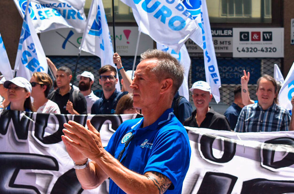 Gremio del Seguro cruzó a las empresas del sector por la demora en presentar una propuesta salarial de junio