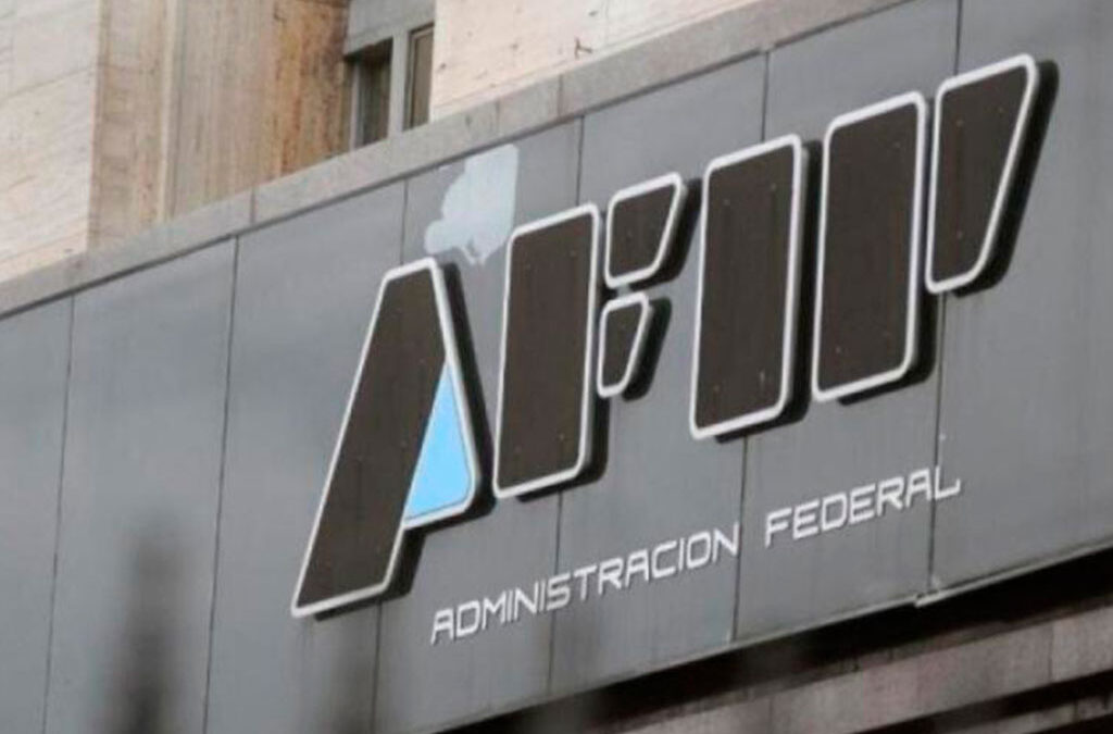 Milei Avanza con una fuerte reducción en la AFIP pero aseguran no habría despidos