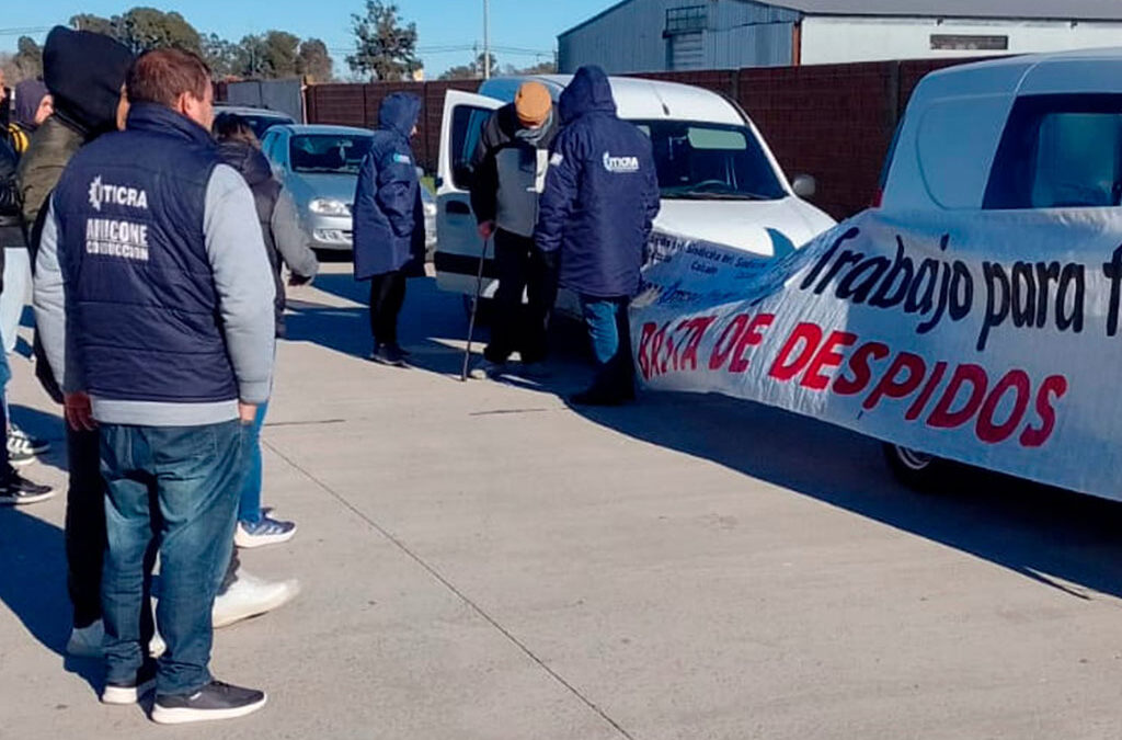 Crecen los despidos en el sector calzado: el gremio denuncia «industricidio» y evalúa medidas de fuerza