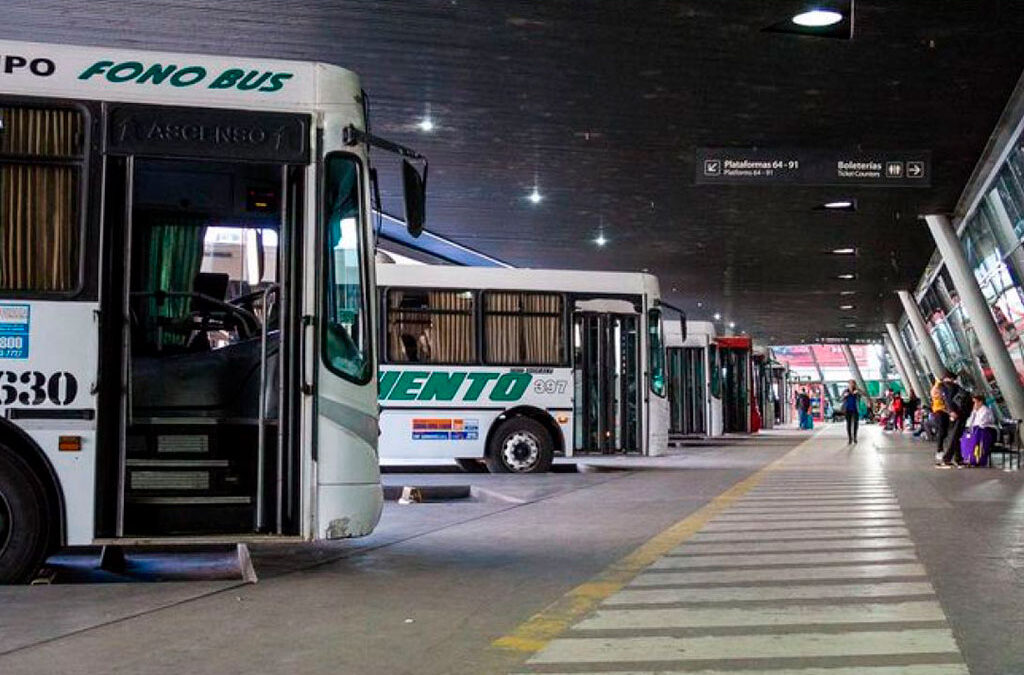 Choferes interurbanos de Córdoba extienden la retención de tareas por el pago incompleto de salarios