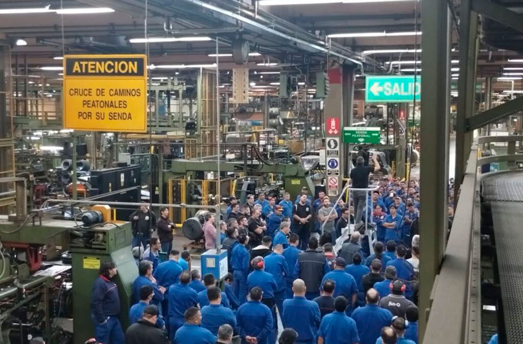 FATE: Correa se desmarca del Gobierno nacional y le reclama a la empresa de neumáticos modificar malas condiciones laborales ante el riesgo de accidentes y enfermedades de los trabajadores