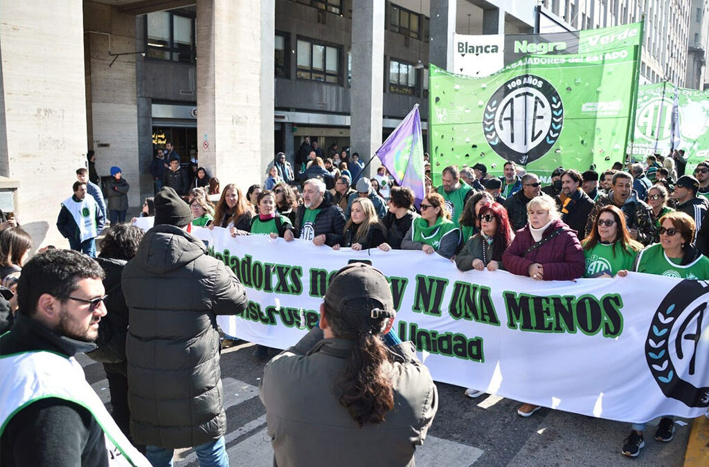 Freno judicial a la motosierra: La Justicia falló a favor de ATE y logra reinstalar trabajadores trans despedidos