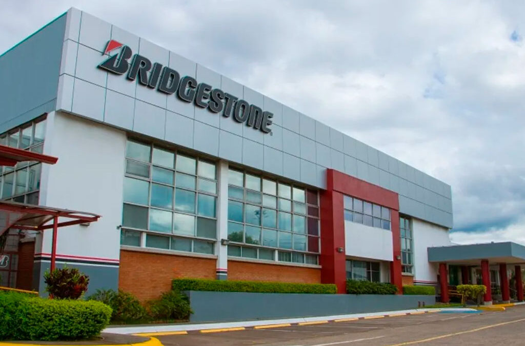 Bridgestone apunta contra los “constantes conflictos gremiales” mantenidos con el SUTNA