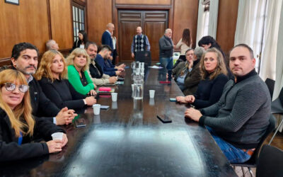 El Gobierno nacional ofreció a los estatales un bono de $60.000 y aumentos para julio y agosto: qué dijeron los sindicatos