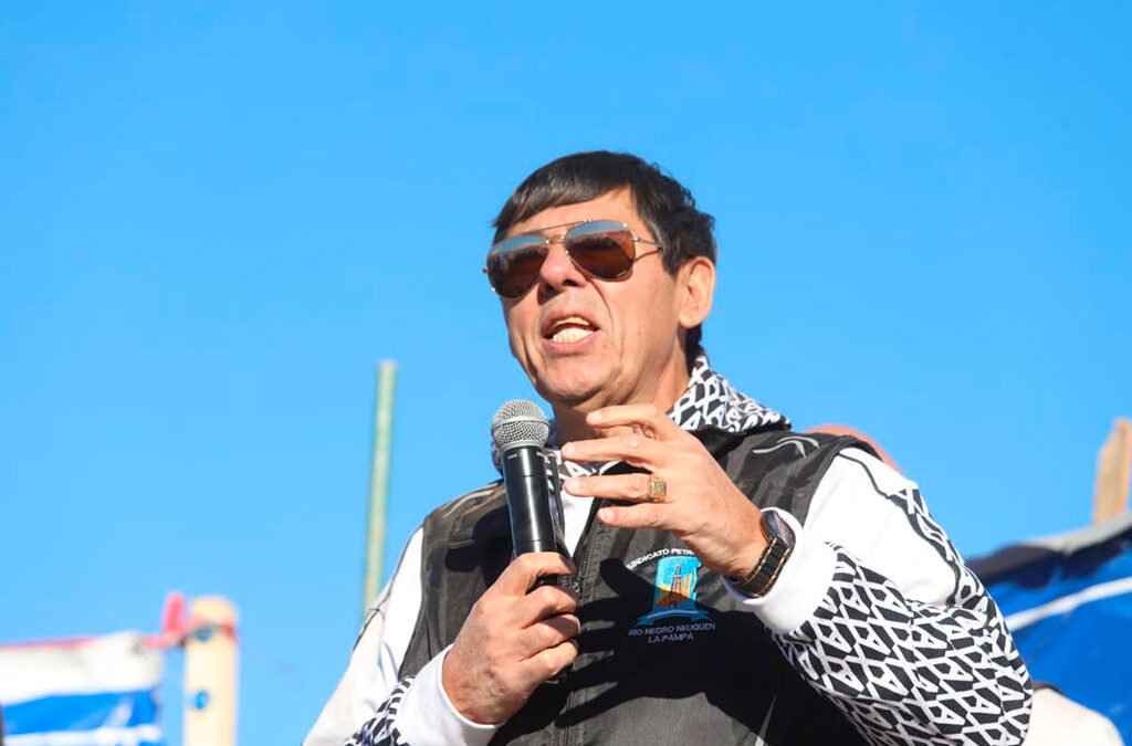 El gremio petrolero de Marcelo Rucci se mete en la discusión y pugna para que la planta de gas licuado de YPF se construya en Río Negro