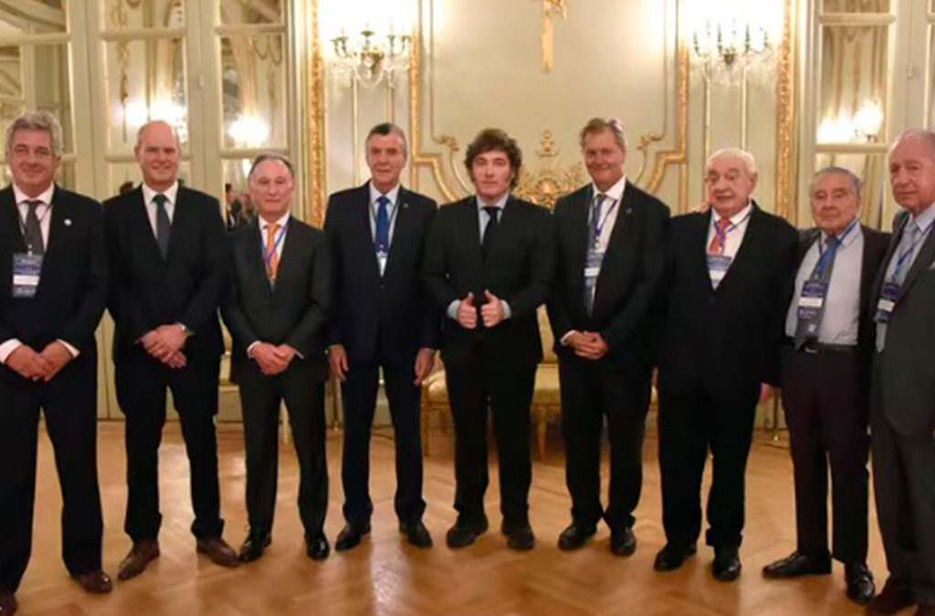 Reforma laboral: el Gobierno convocó a las cámaras empresarias para discutir la letra chica de la ley