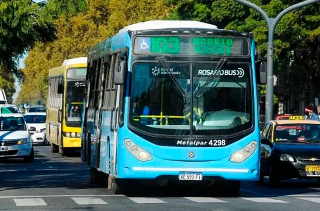 Paritarias, fin de subsidios y suba del boleto: tambalea el servicio de colectivos en las provincias