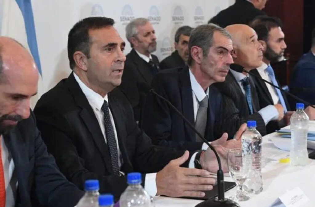 Tras el portazo de la CGT a la Mesa de Diálogo social, Cordero pidió «reflexión» y cuestionó la decisión: «Es tiempo de deponer intereses sectoriales»