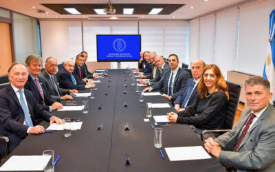 El Gobierno recibió a los empresarios del G6 y avanza en la conformación de una mesa de diálogo tripartito