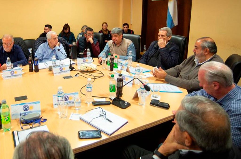 La CGT se bajó de la mesa de diálogo social: los motivos y cómo sigue el plan de acción