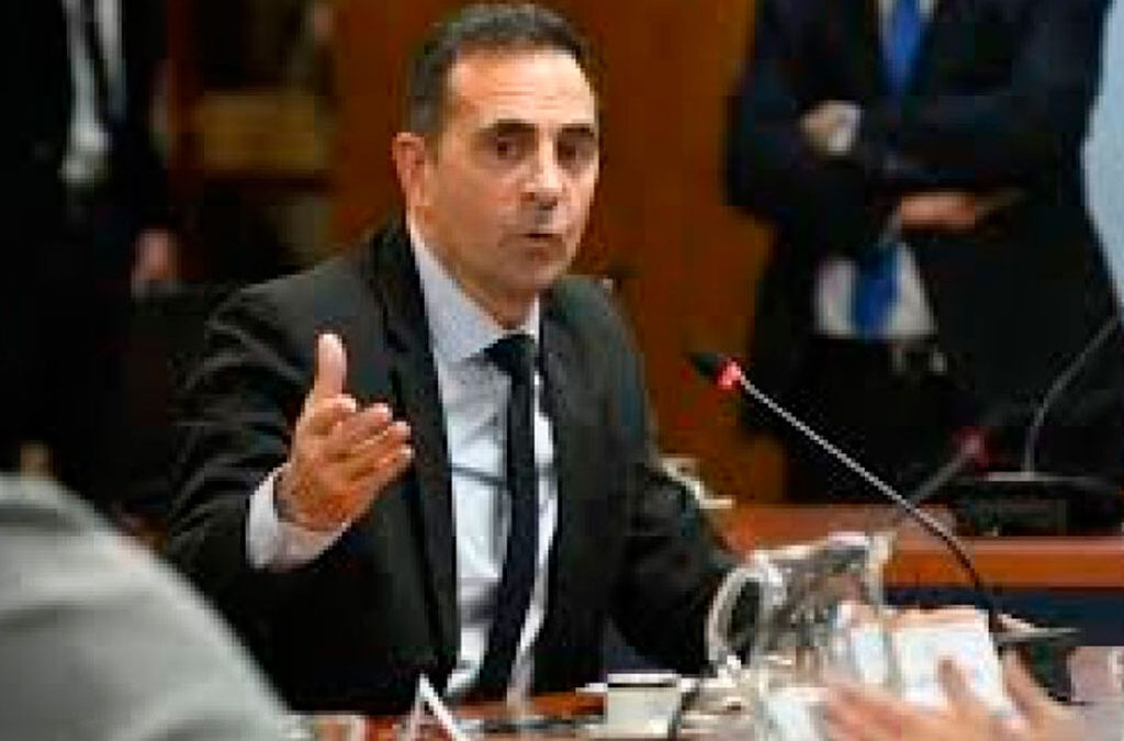 Salario mínimo: centrales obreras denuncian pacto del Gobierno y empresas