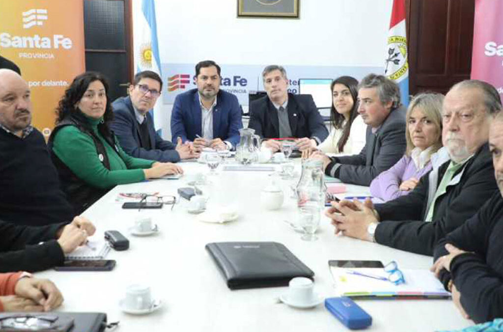 Paritaria docente: el gobierno provincial evaluó la propuesta como “superadora”, pero Amsafé la calificó “escasa”